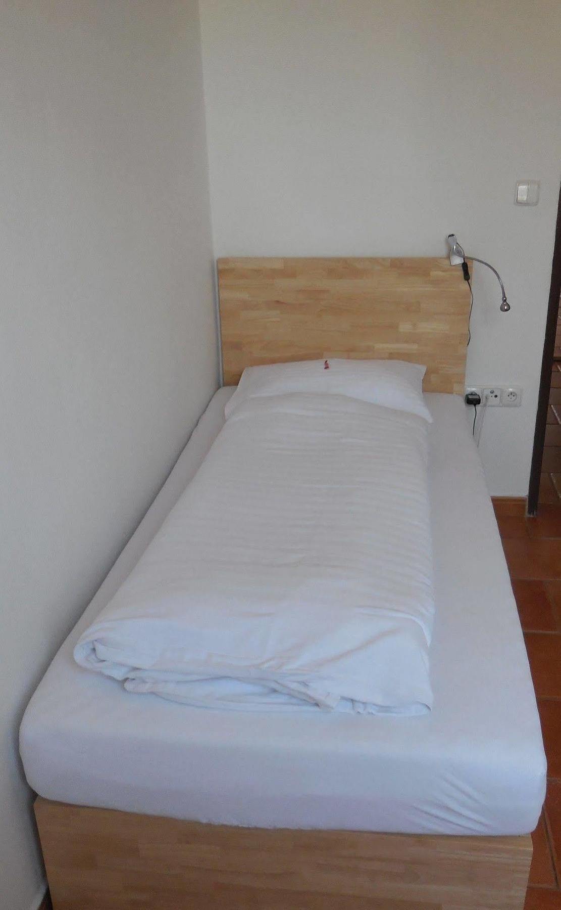 Hotel Kreta Кутна Гора Екстер'єр фото